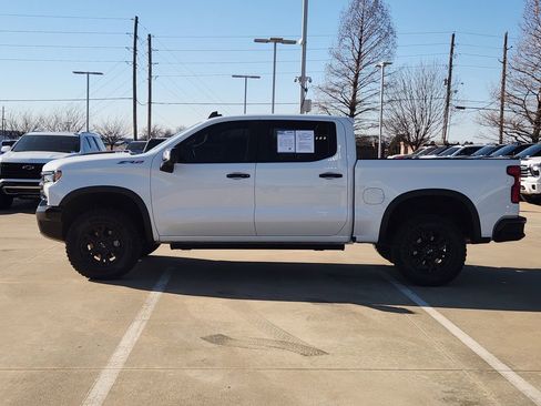 Used 2023 Chevrolet Silverado 1500 ZR2 w/ Technology Package image 4