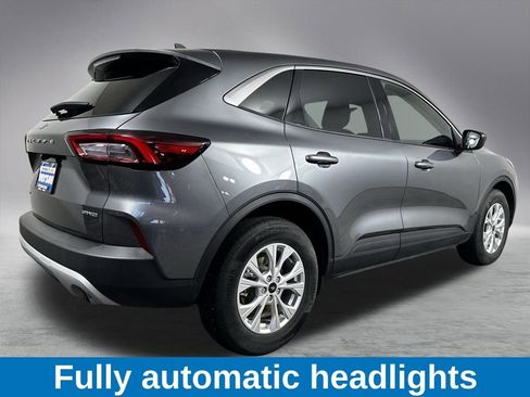 Used 2023 Ford Escape Active image 10
