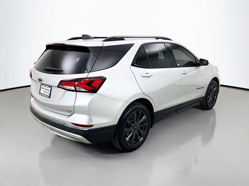 Used 2022 Chevrolet Equinox RS w/ RS Leather Package image 7