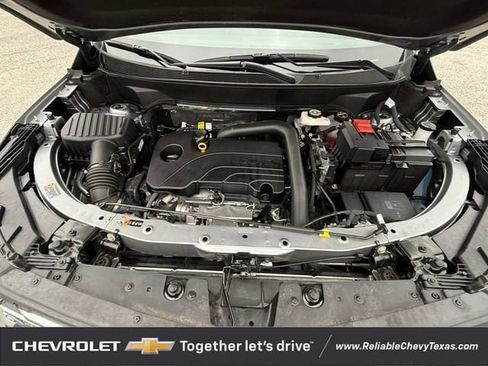 Used 2025 Chevrolet Equinox LT image 32
