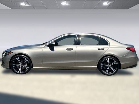 Used 2023 Mercedes-Benz C 300 Sedan image 2