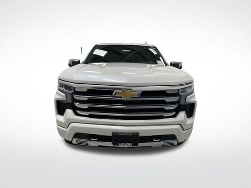 Certified 2025 Chevrolet Silverado 1500 High Country image 12