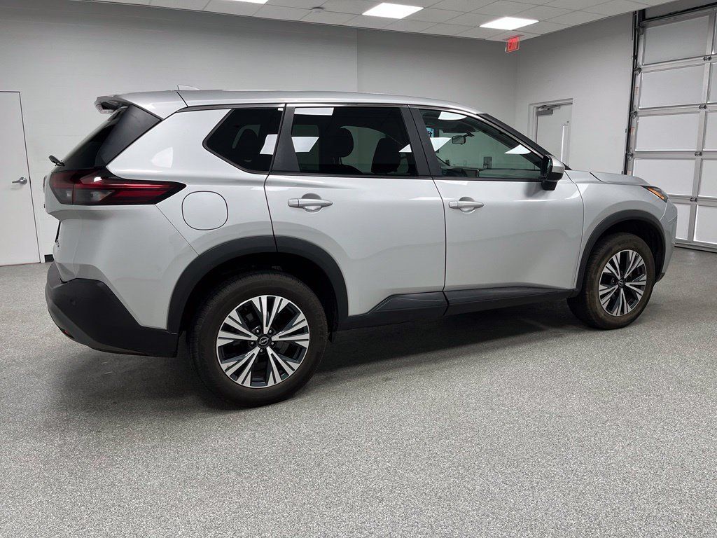 Used 2023 Nissan Rogue SV AWD/4WD image 11