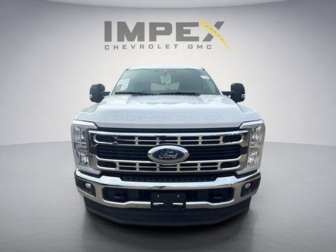 Used 2025 Ford F250 XLT w/ FX4 Off-Road Package AWD/4WD image 8