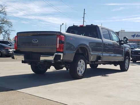 New 2026 Ford F250 XLT w/ XLT Premium Package image 9