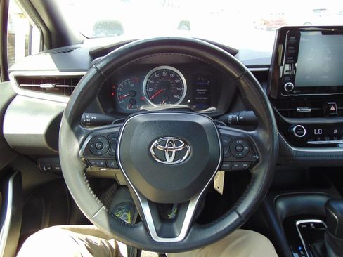 Used 2022 Toyota Corolla SE FWD image 30