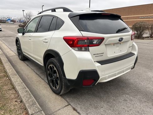 Used 2022 Subaru Crosstrek 2.0i Premium w/ Moonroof Package image 7