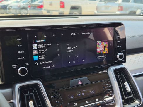 Used 2023 Kia Sorento S FWD image 21