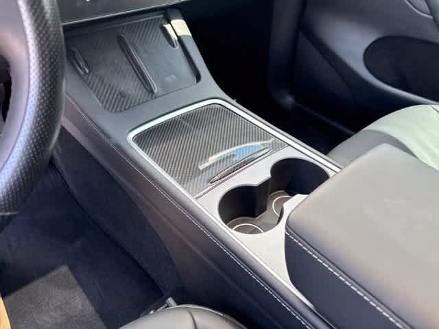 Used 2025 Tesla Model Y Long Range RWD image 15