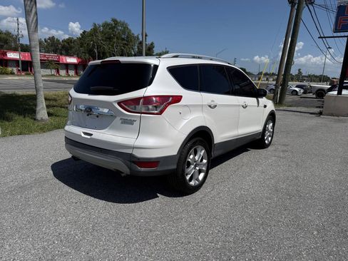 Used 2015 Ford Escape Titanium FWD image 5