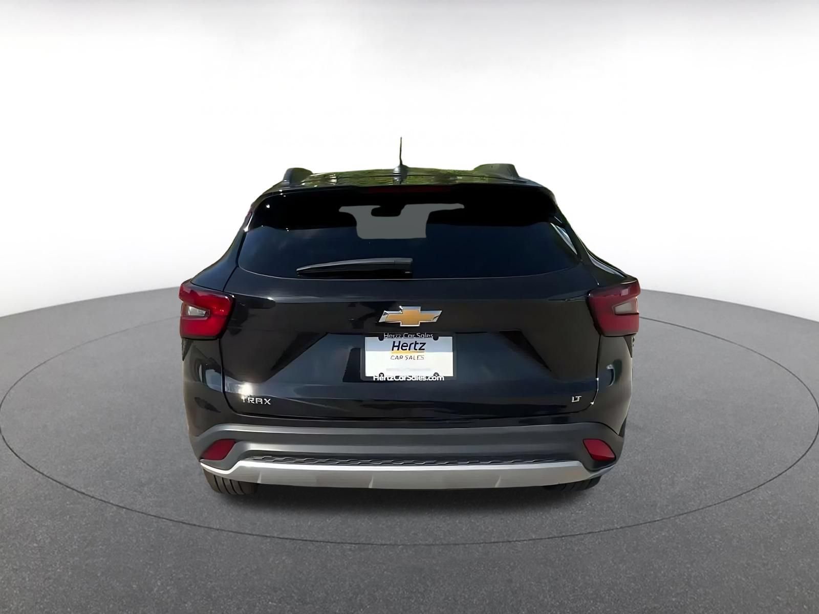 Used 2025 Chevrolet Trax LT w/ LT Convenience Package FWD image 12