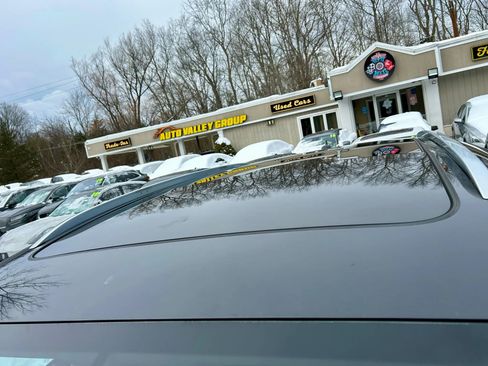 Used 2014 Audi Q7 3.0T S line Prestige w/ Cold Weather Package image 10