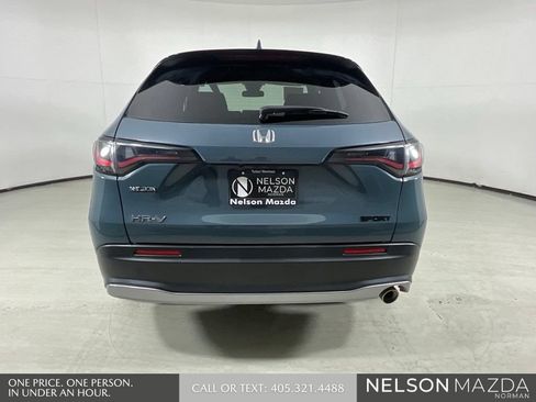 Used 2024 Honda HR-V Sport image 7