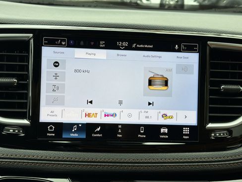 New 2026 Chrysler Pacifica Pinnacle image 18