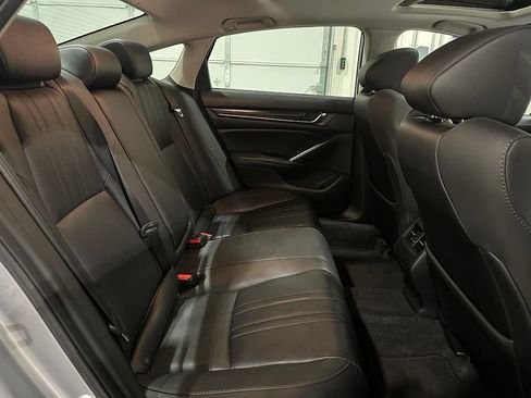Used 2020 Honda Accord Touring image 35