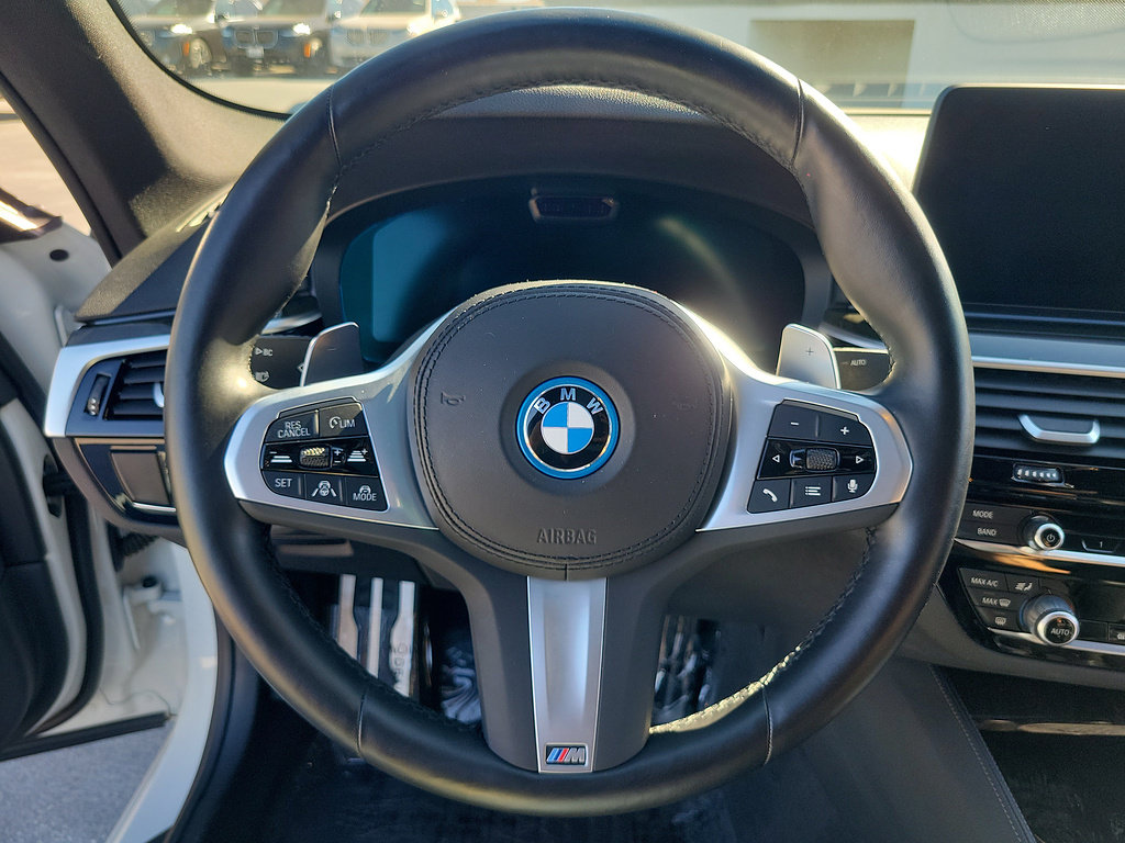 Used 2023 BMW 530e w/ M Sport Package RWD image 23