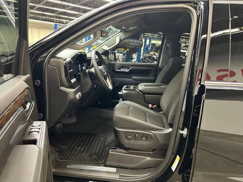 Used 2026 GMC Sierra 1500 SLE AWD/4WD image 17