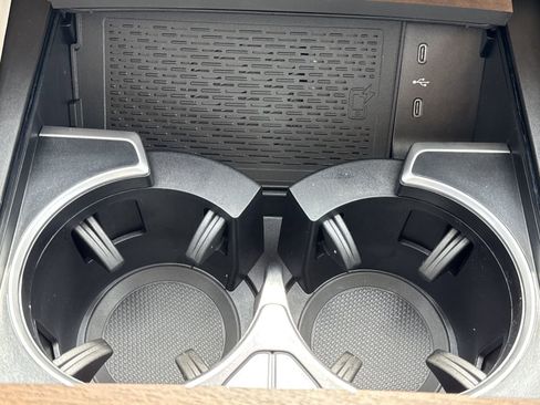 New 2026 Mercedes-Benz GLS 450 4MATIC image 32