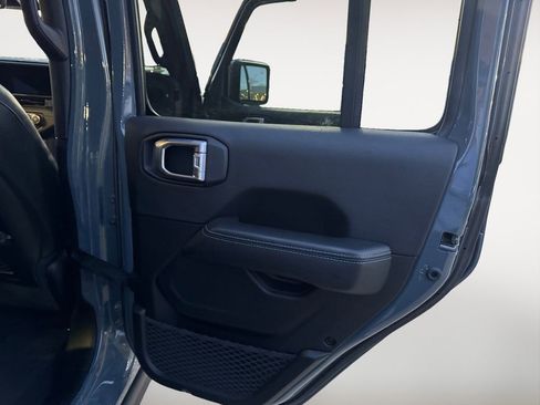 Used 2024 Jeep Wrangler Unlimited Rubicon 4xe image 91