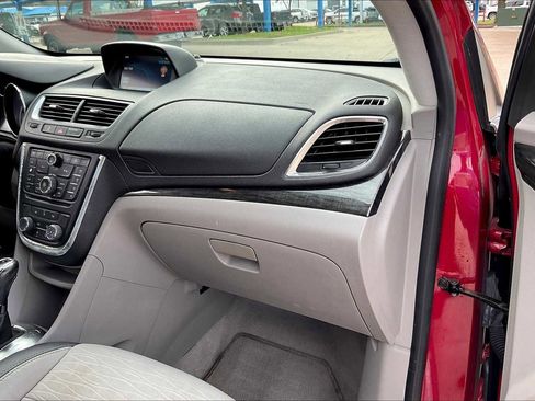Used 2015 Buick Encore FWD image 18