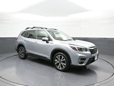 Used 2021 Subaru Forester Limited image 4