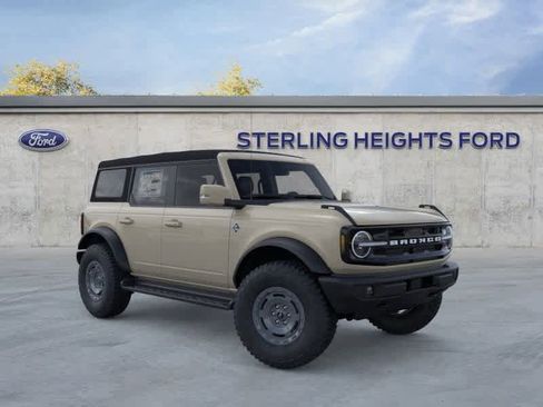New 2025 Ford Bronco Outer Banks w/ Sasquatch Package image 7