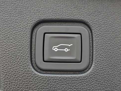 Used 2024 Chevrolet Blazer EV RS AWD/4WD image 32