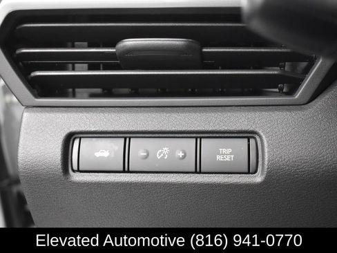 Used 2025 Nissan Altima 2.5 S image 11