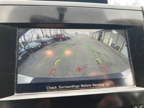 Used 2019 Subaru Crosstrek 2.0i Premium AWD/4WD image 24