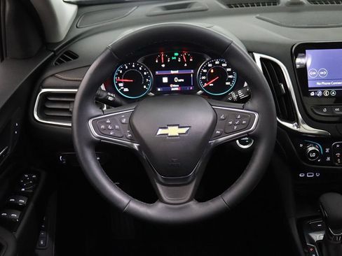 Used 2024 Chevrolet Equinox Premier AWD/4WD image 18