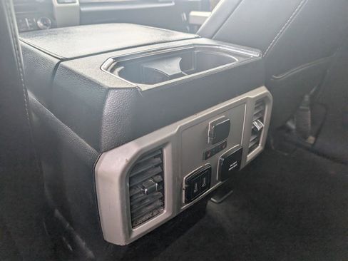 Used 2018 Ford F150 Lariat w/ Equipment Group 502A Luxury image 10