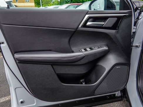 New 2025 Mitsubishi Outlander image 18