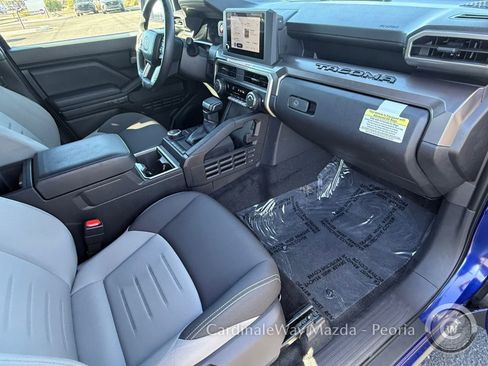 Used 2024 Toyota Tacoma TRD Sport image 14