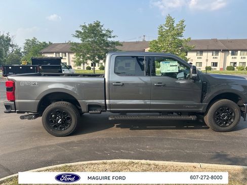 New 2025 Ford F250 Lariat w/ Lariat Ultimate Package image 4