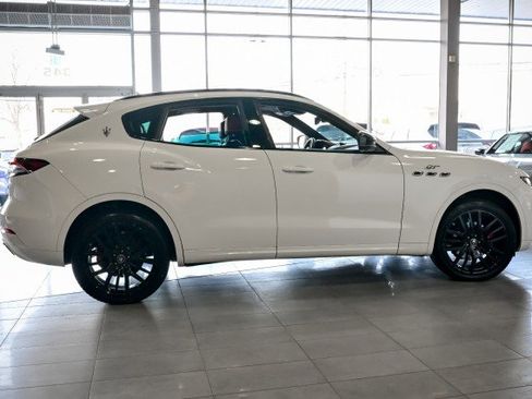 Used 2022 Maserati Levante GT image 4