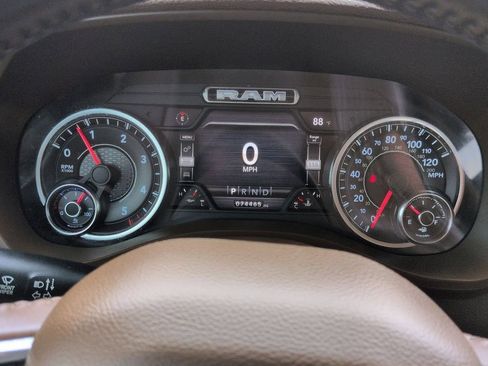 Used 2021 RAM 1500 Laramie RWD image 13