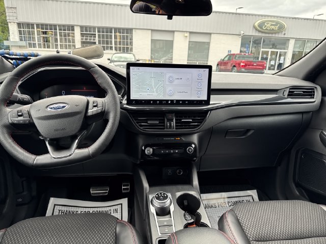 Used 2023 Ford Escape ST-Line w/ Tech Pack #1 AWD/4WD image 12