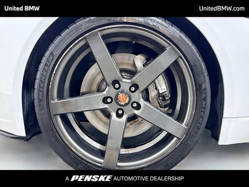 Used 2018 Jaguar F-TYPE Coupe RWD image 2