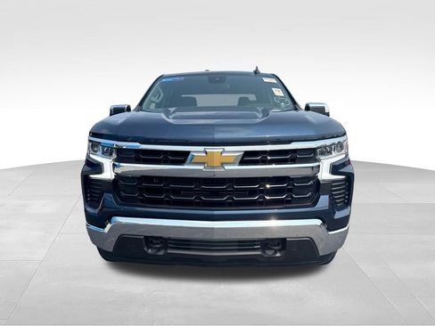 Used 2023 Chevrolet Silverado 1500 LT AWD/4WD image 19