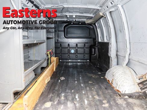 Used 2021 Chevrolet Express 2500 w/ Driver Convenience Package RWD image 9