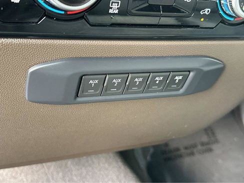 Used 2024 GMC Sierra 2500 SLE w/ SLE Value Package; AWD/4WD image 27