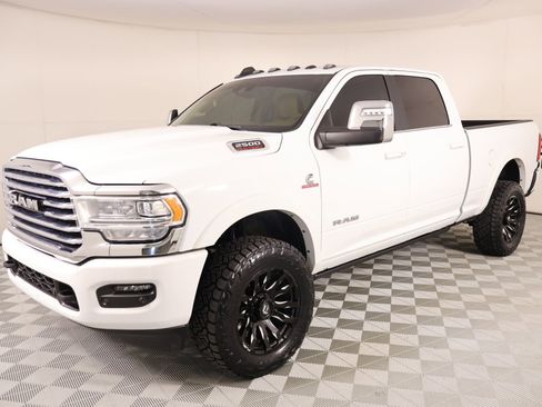 Used 2024 RAM 2500 Limited w/ Safety Group AWD/4WD image 11