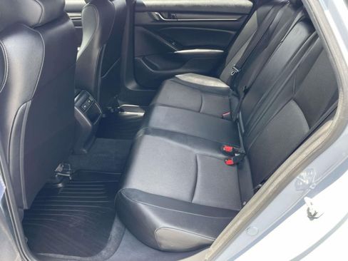 Used 2022 Honda Accord Sport image 11
