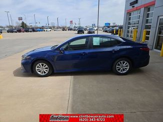 Used 2025 Toyota Camry LE video 2