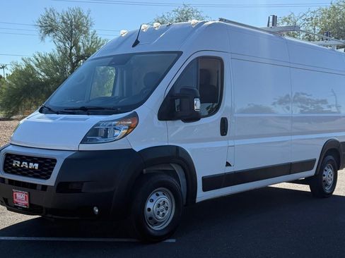 Used 2022 RAM ProMaster 2500 w/ Safety Group FWD image 1