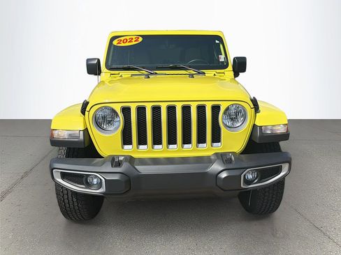 Used 2022 Jeep Wrangler Unlimited Sahara w/ Cold Weather Group AWD/4WD image 9