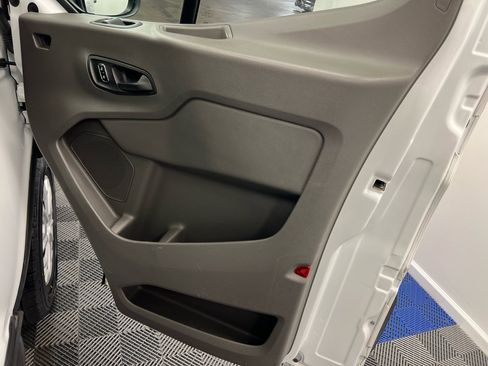 Used 2023 Ford Transit 350 XLT image 12