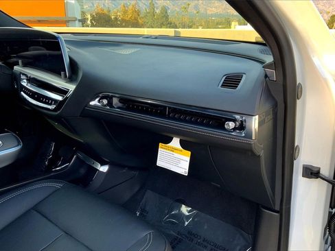 New 2025 Cadillac Lyriq Sport image 32