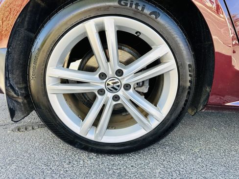 Used 2013 Volkswagen Passat TDI SEL Premium image 29