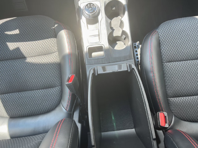 Used 2023 Ford Escape ST-Line w/ Tech Pack #1 AWD/4WD image 30